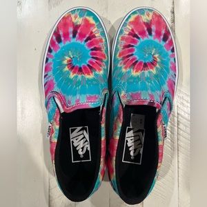 NEW Vans tie dye slip on sneakers size W6